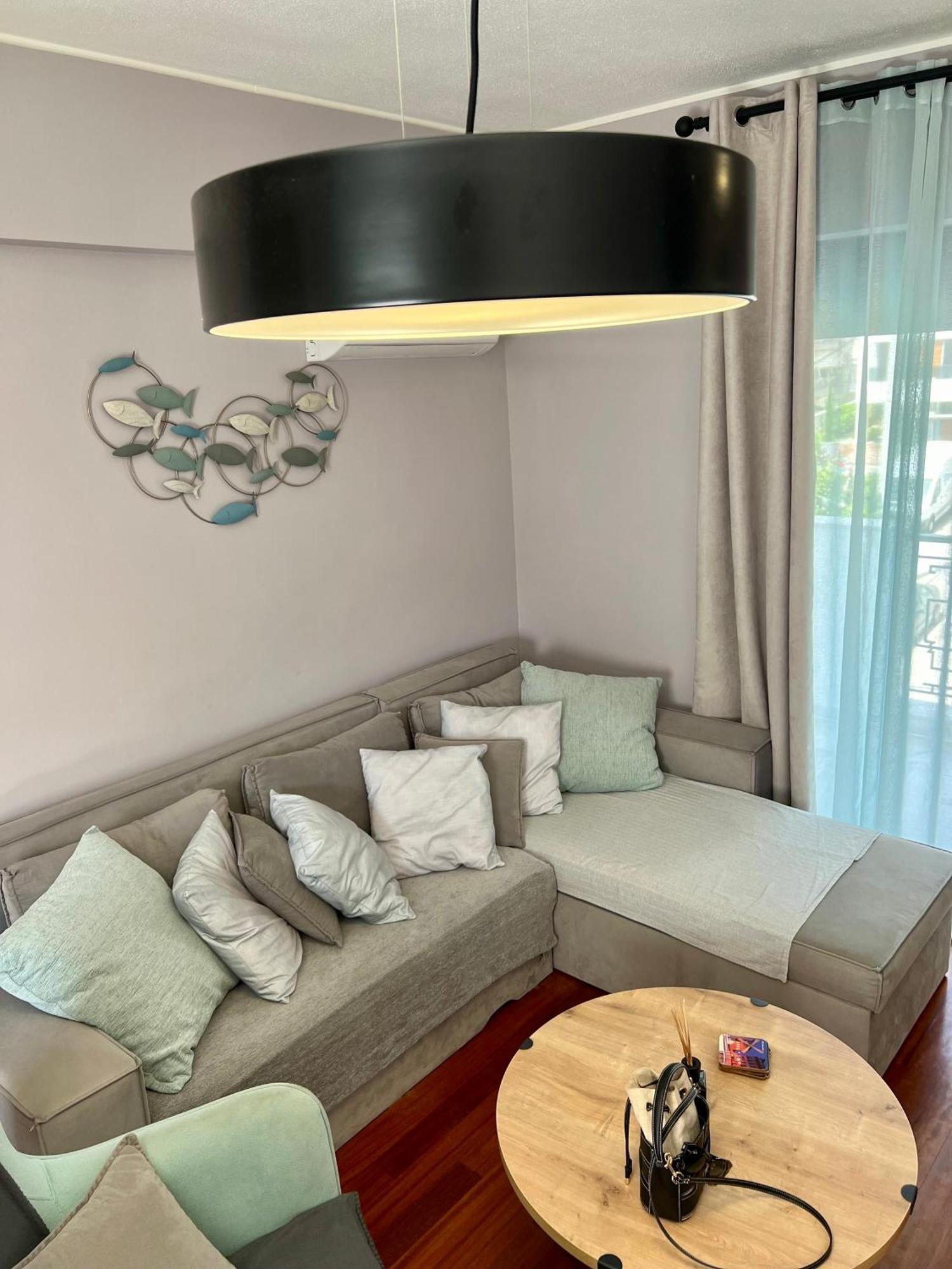 Brand New Brilliant Apartment At Athenian Riviera Atenas Exterior foto