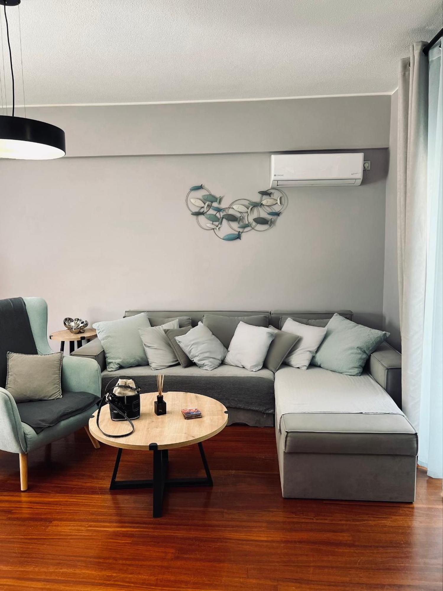 Brand New Brilliant Apartment At Athenian Riviera Atenas Exterior foto