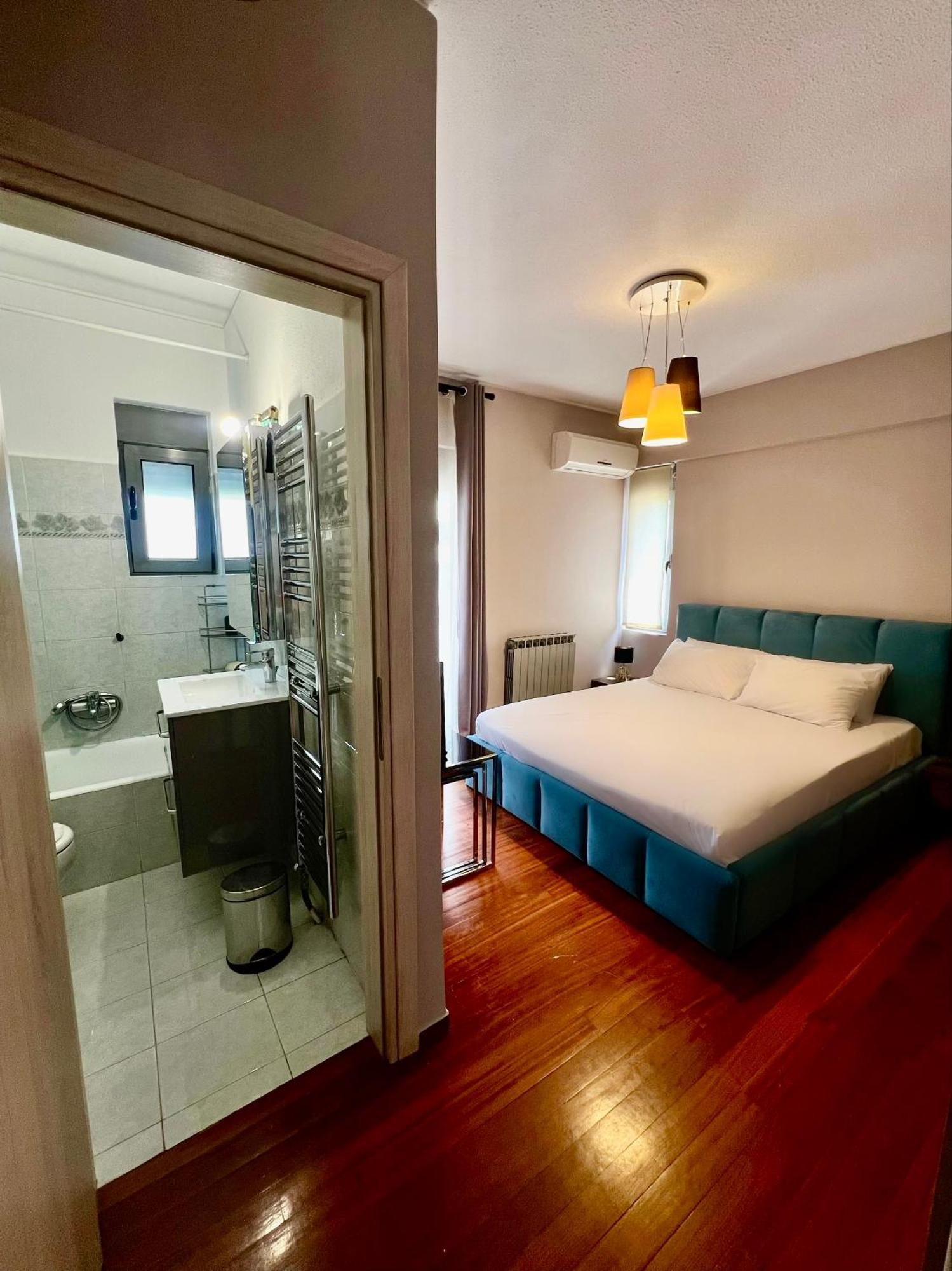 Brand New Brilliant Apartment At Athenian Riviera Atenas Exterior foto